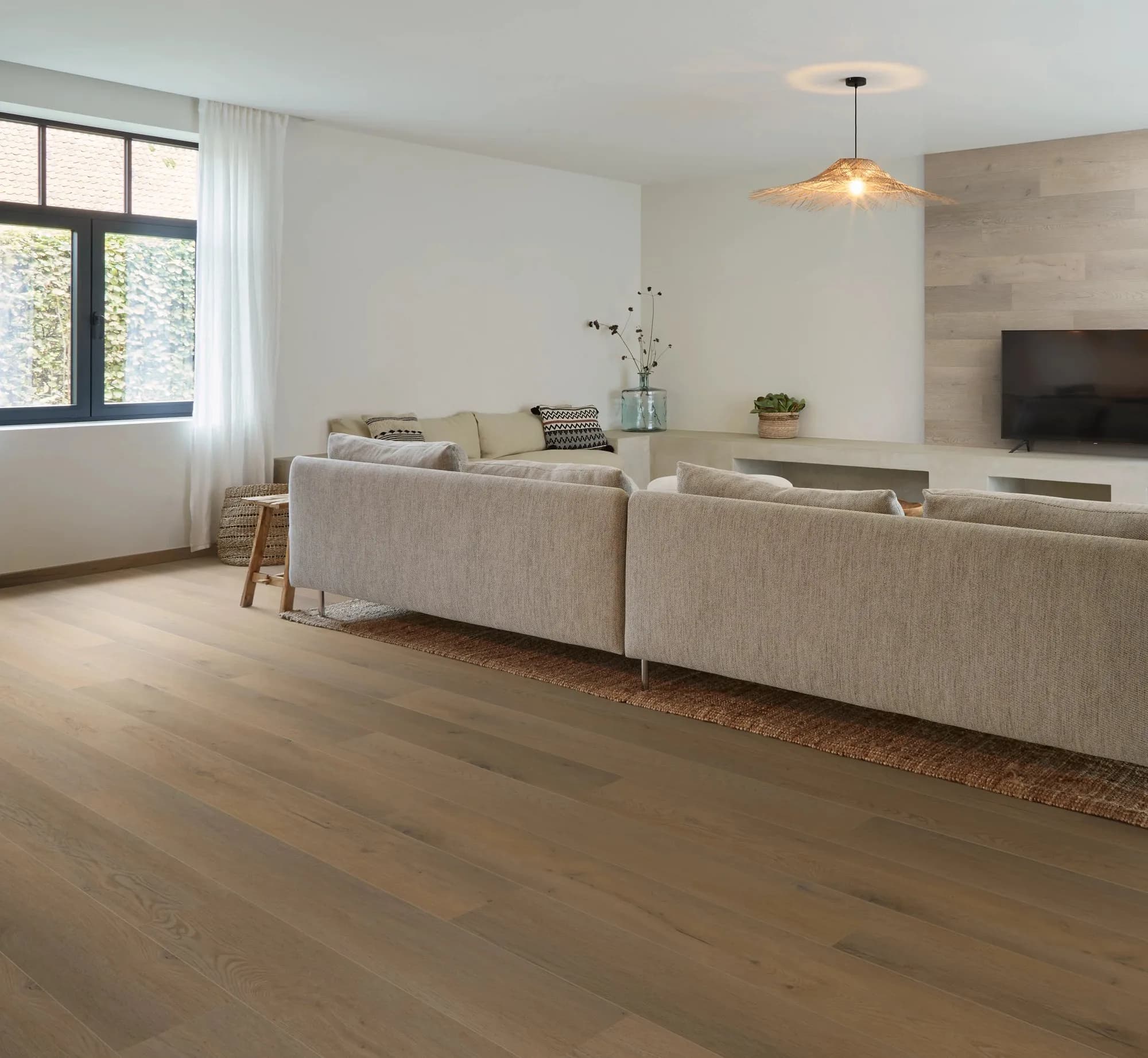 Coretec Vinylgulv Naturals Sorrel lagt i rom